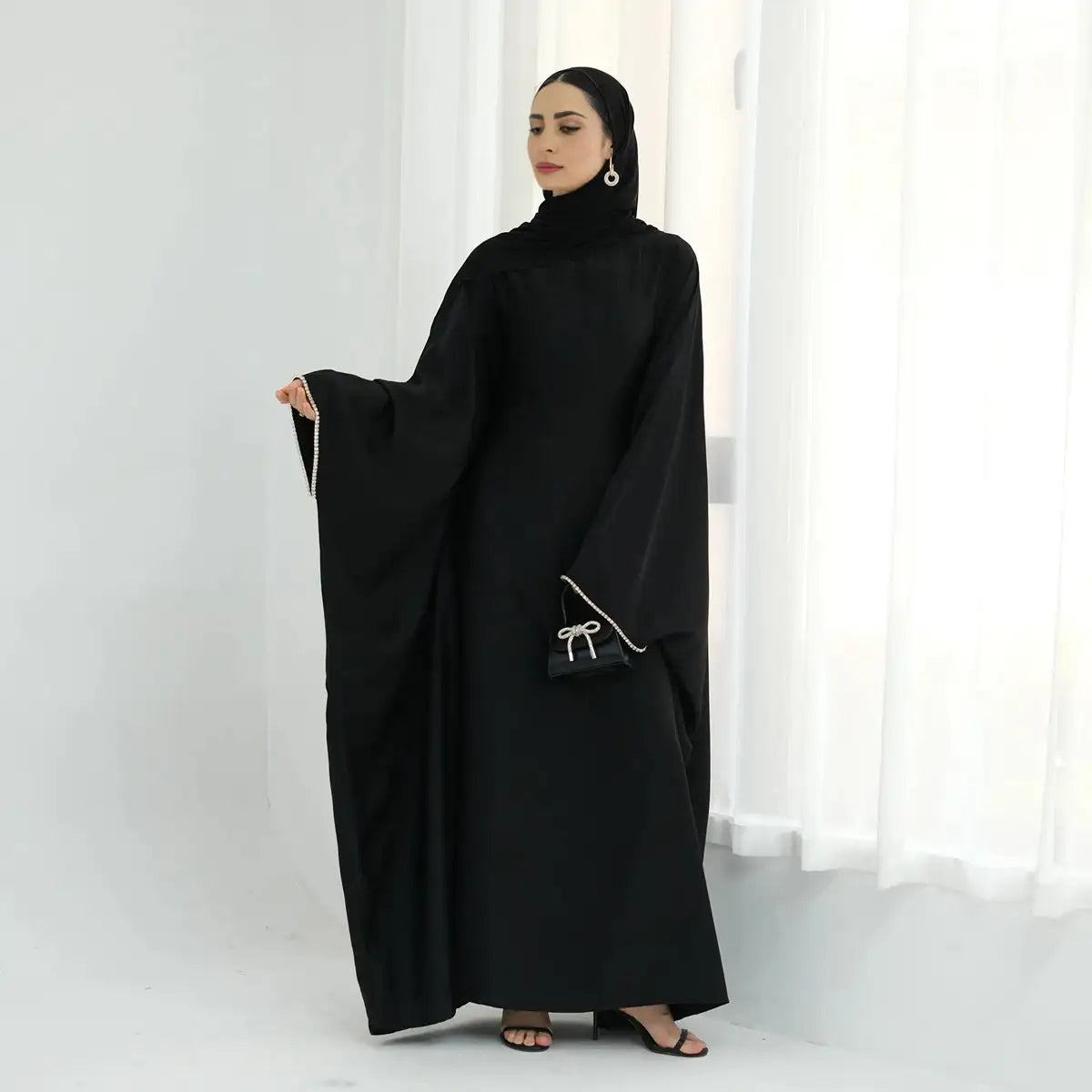 Beads Decorated Batwing Sleeve Satin Farasha Abaya Dress