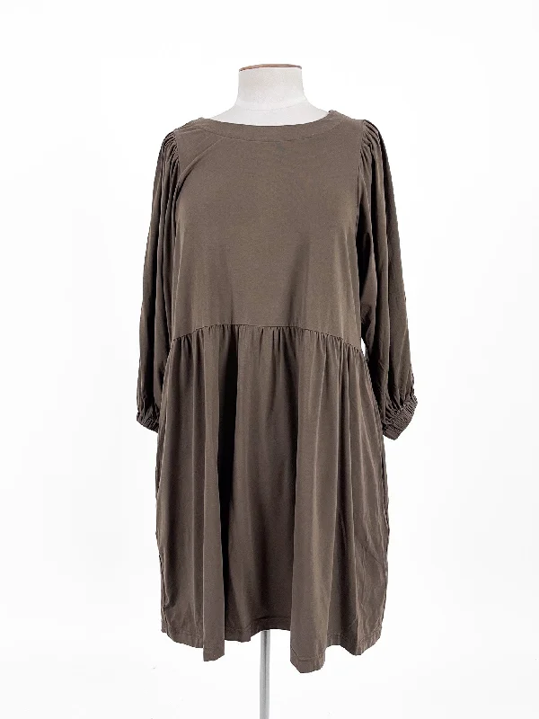 Mineral | Green Casual Dress | Size M