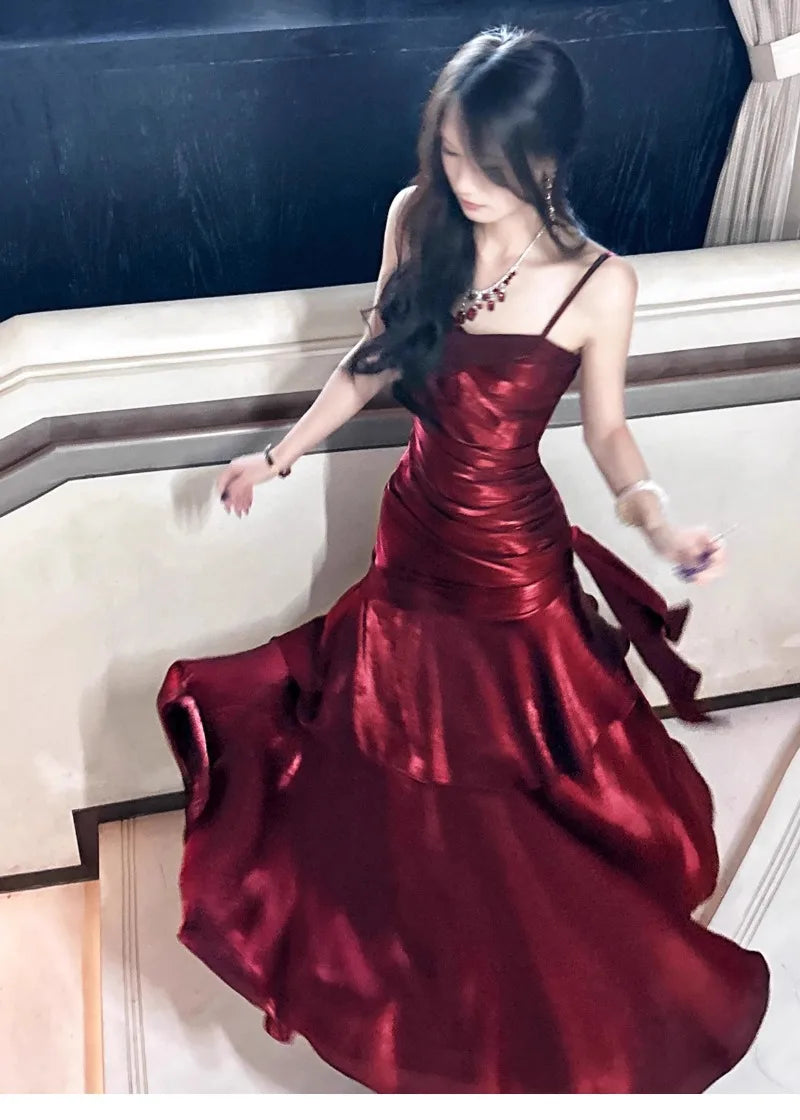 TAVIMART  -  RED Tiered Ruffles Strapped Dress Women Elegant Sleeveless Vintage Clothing Lady Holiday Party Streetwear Chic Vestidos Bodycon