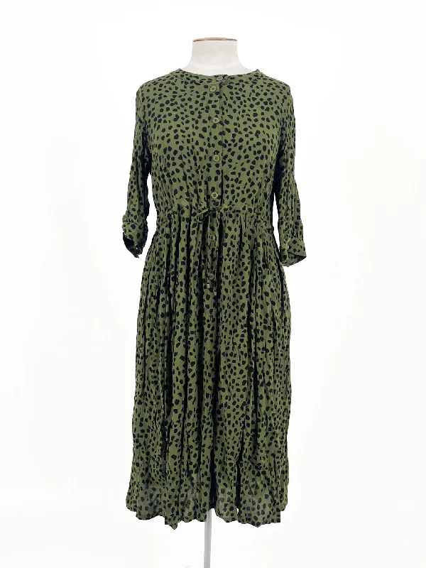 Unknown Brand | Green Casual Dress | Size M
