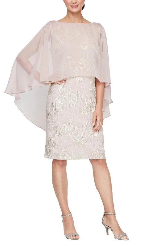 SLNY 9479479 - Knee-Length Bateau Formal Dress