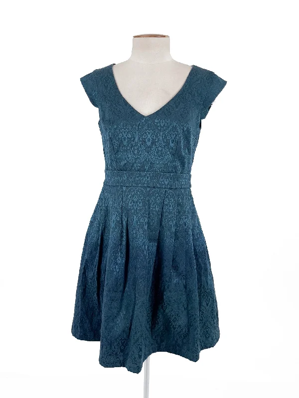 Portmans | Green Cocktail Dress | Size 8