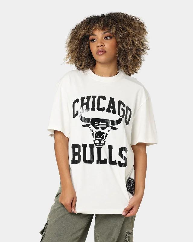 Mitchell & Ness Chicago Bulls Metal Works T-Shirt Vintage White Houndstooth Herringbone Solid