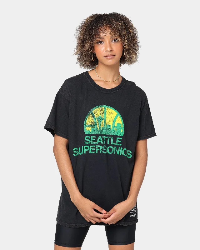 Mitchell & Ness Seattle Sonics Oversized Logo Short Sleeve T-Shirt Vintage Black Fleece Nylon Spandex