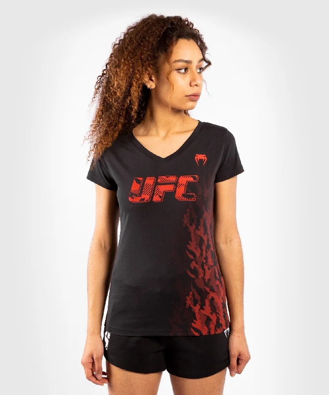 UFC Venum Authentic Fight Week Women's Short Sleeve T-shirt - Black Welt Pockets Slit Pockets Flap Pockets