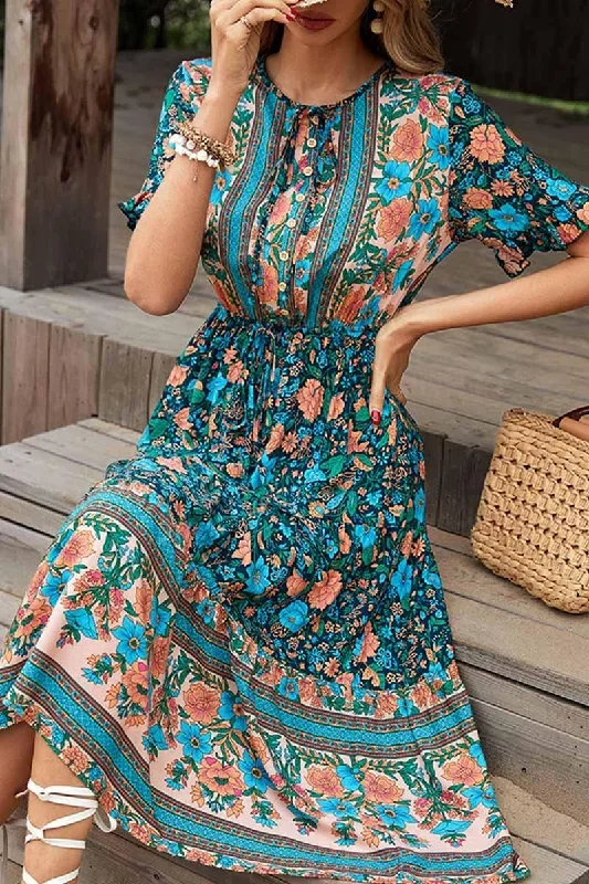 SLIM WAIST BUTTON DETAILED PATTERN DRESS Tunics Travel practical