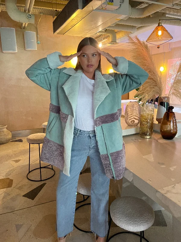 Glamorous Curve Seafoam Green Mauve Coat Cozy Knitted Poncho
