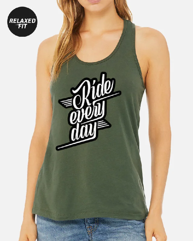 WOMENS RIDE EVERY DAY TANK - MILITARY GREEN cropped tank top